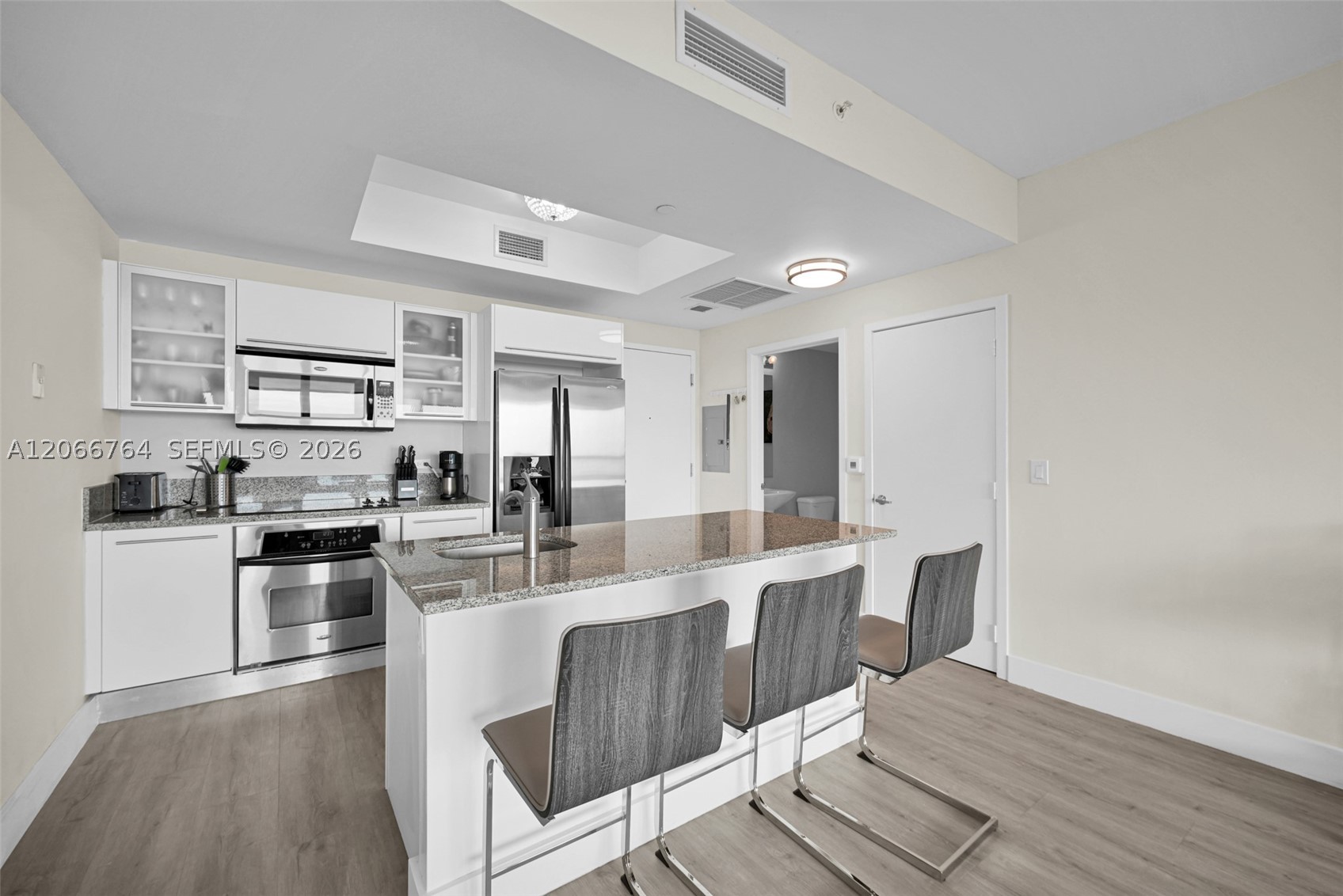 Miami FL 33132 - A12066764