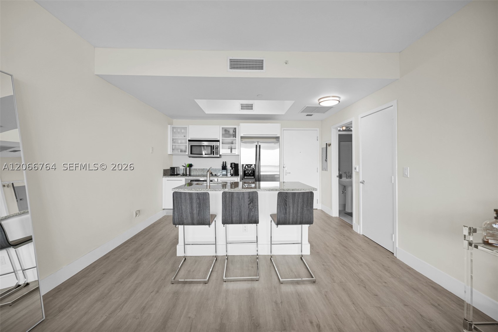 Miami FL 33132 - A12066764