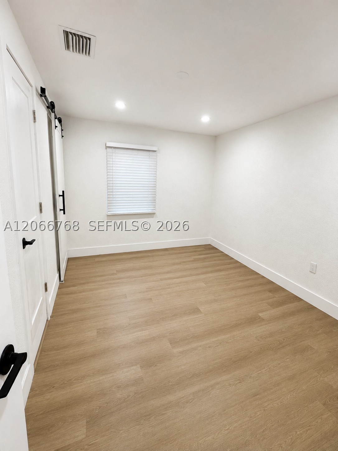 2415 NW 15th St, Miami FL 33125