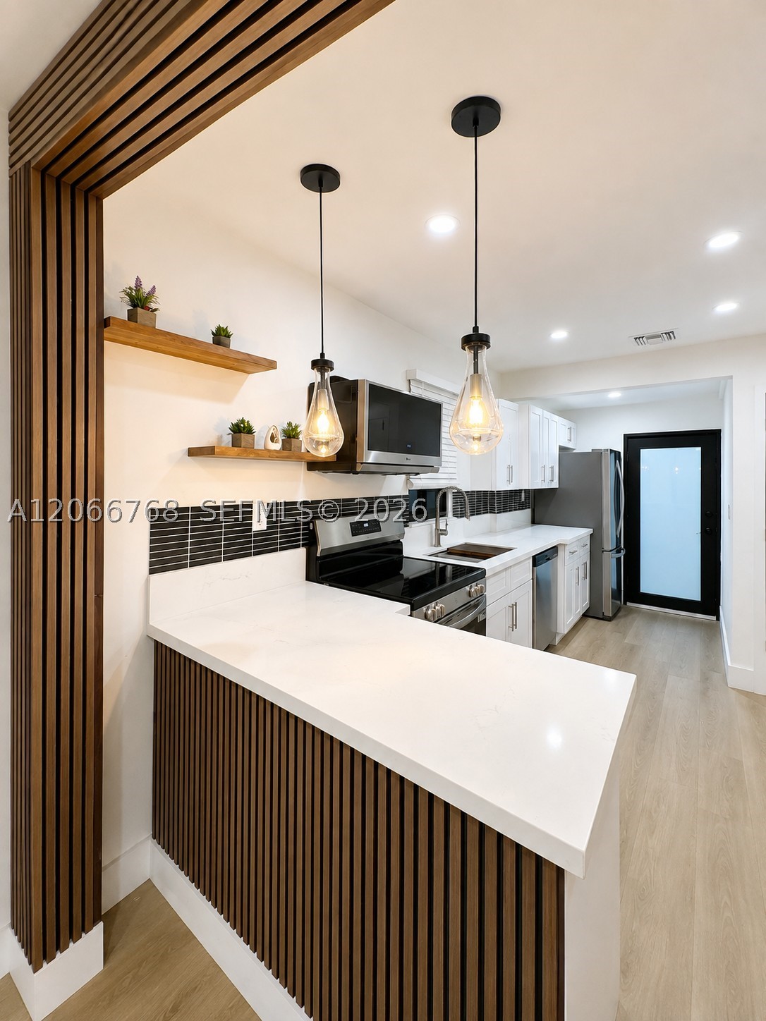 2415 NW 15th St, Miami FL 33125