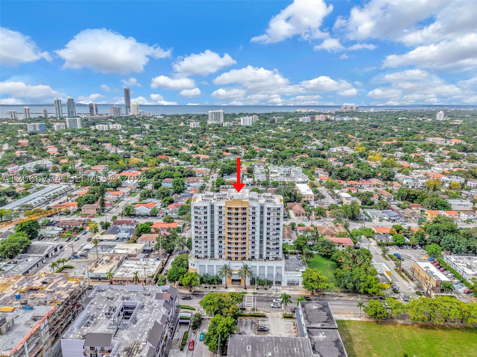 900 SW 8th St #908, Miami FL 33130