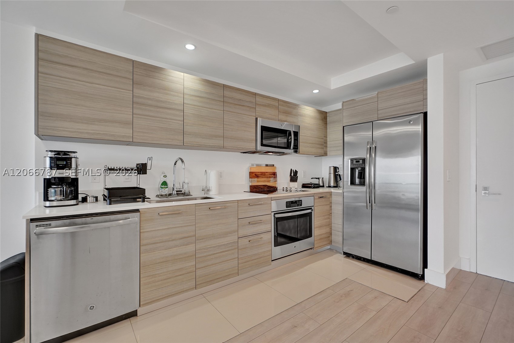 121 NE 34th St #2310, Miami FL 33137