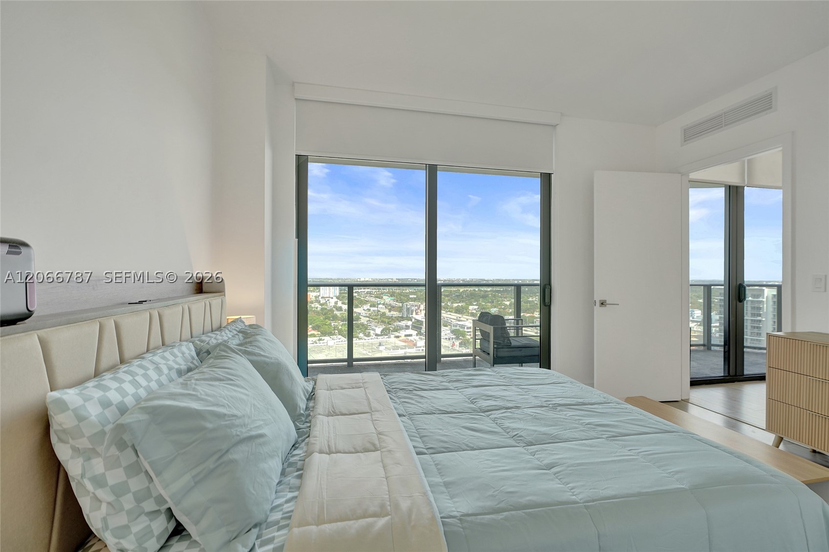 121 NE 34th St #2310, Miami FL 33137