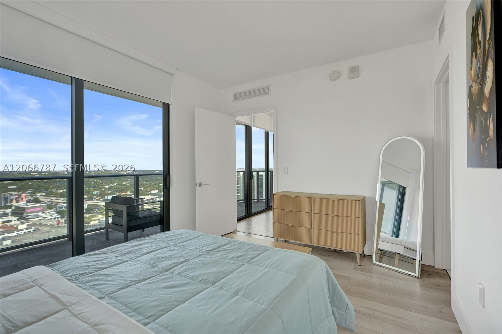 121 NE 34th St #2310, Miami FL 33137