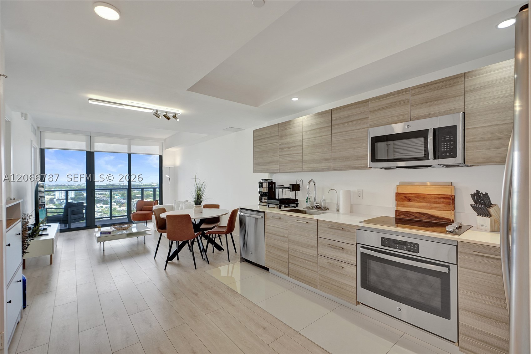 121 NE 34th St #2310, Miami FL 33137