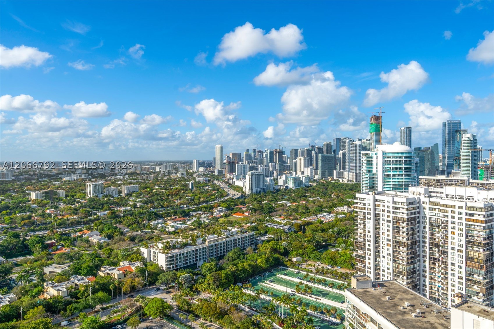 175 SE 25 RD #3003, Miami FL 33129