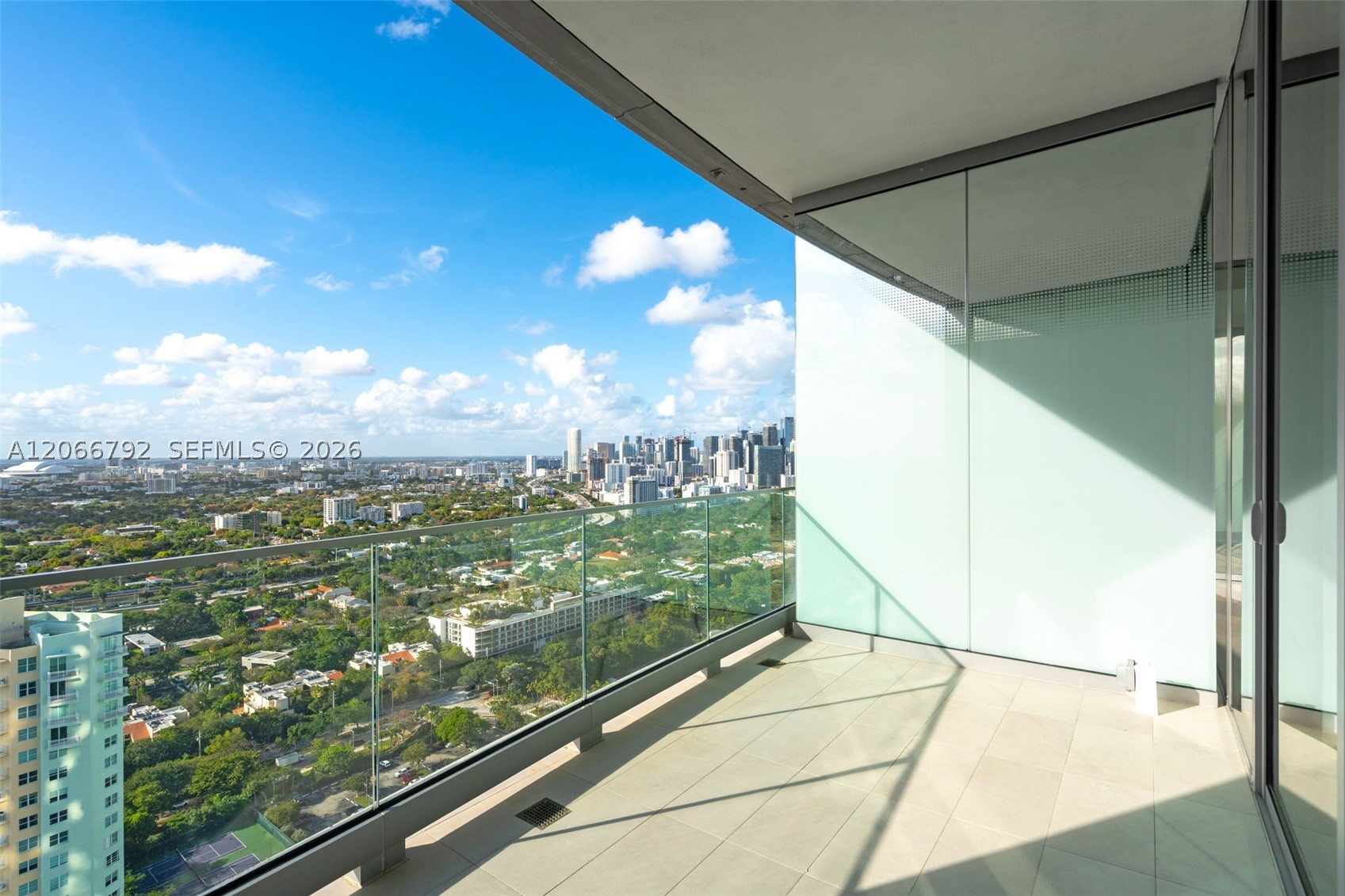 175 SE 25 RD #3003, Miami FL 33129