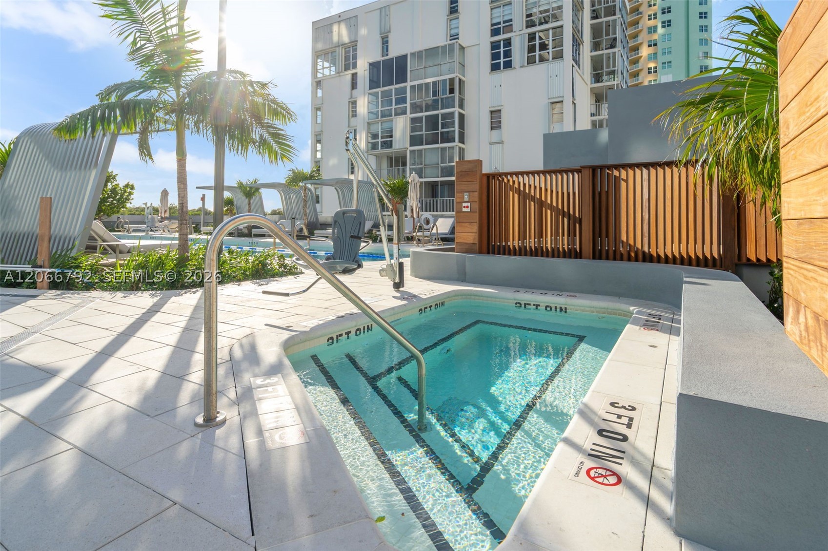 175 SE 25 RD #3003, Miami FL 33129