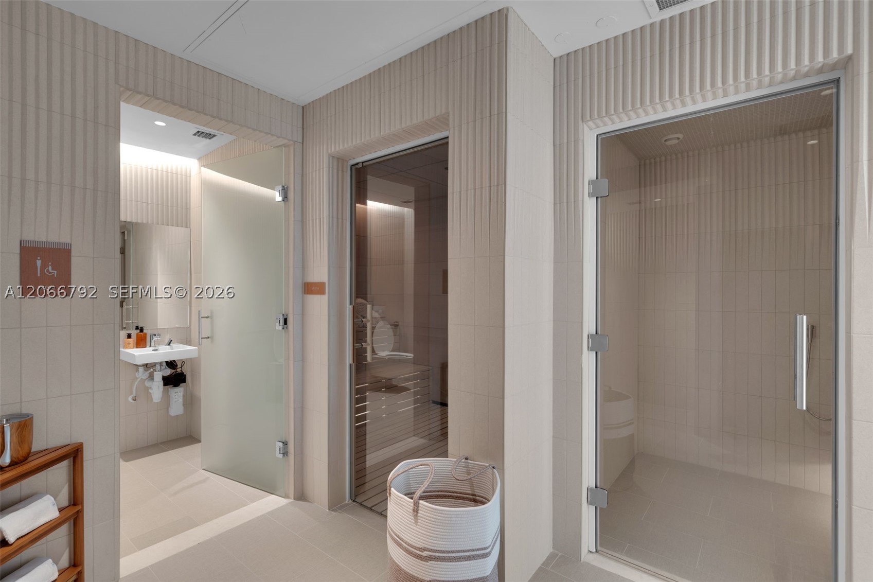 175 SE 25 RD #3003, Miami FL 33129