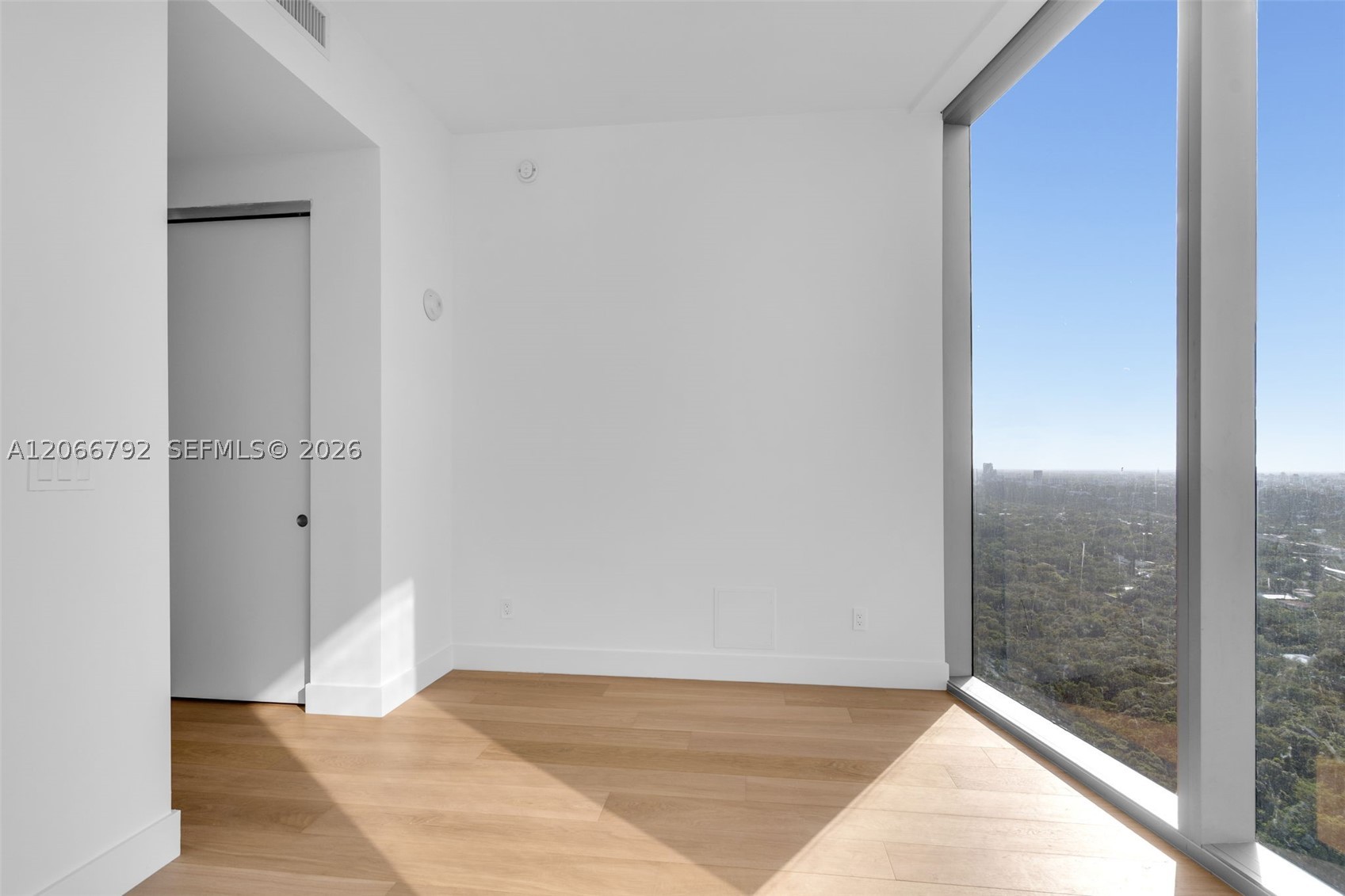 175 SE 25 RD #3003, Miami FL 33129