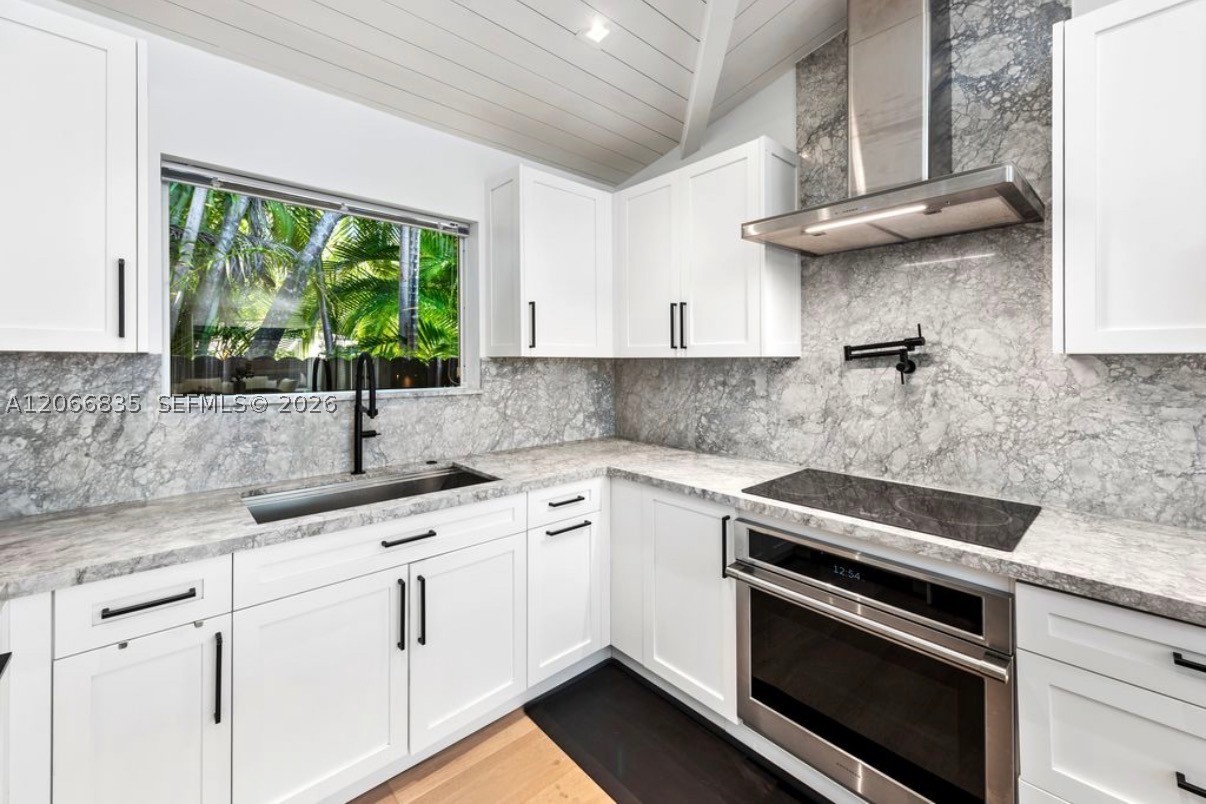 5711 Michelangelo St, Coral Gables FL 33146