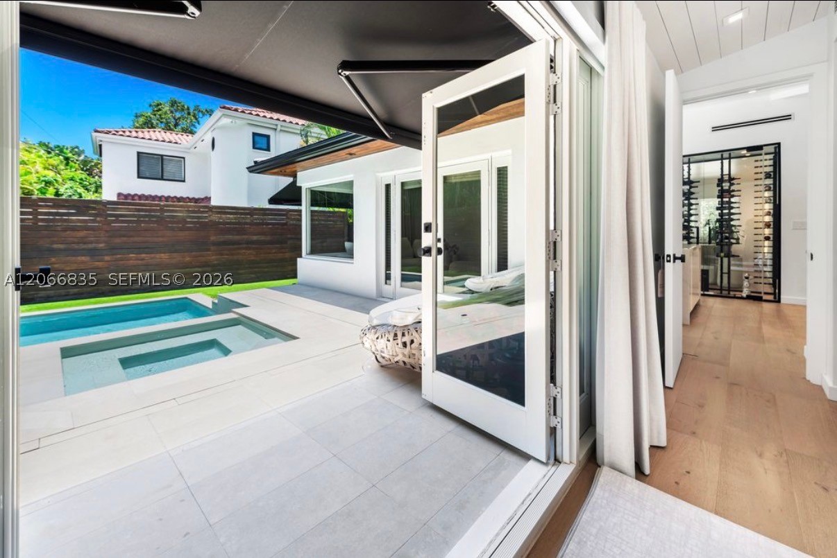 5711 Michelangelo St, Coral Gables FL 33146