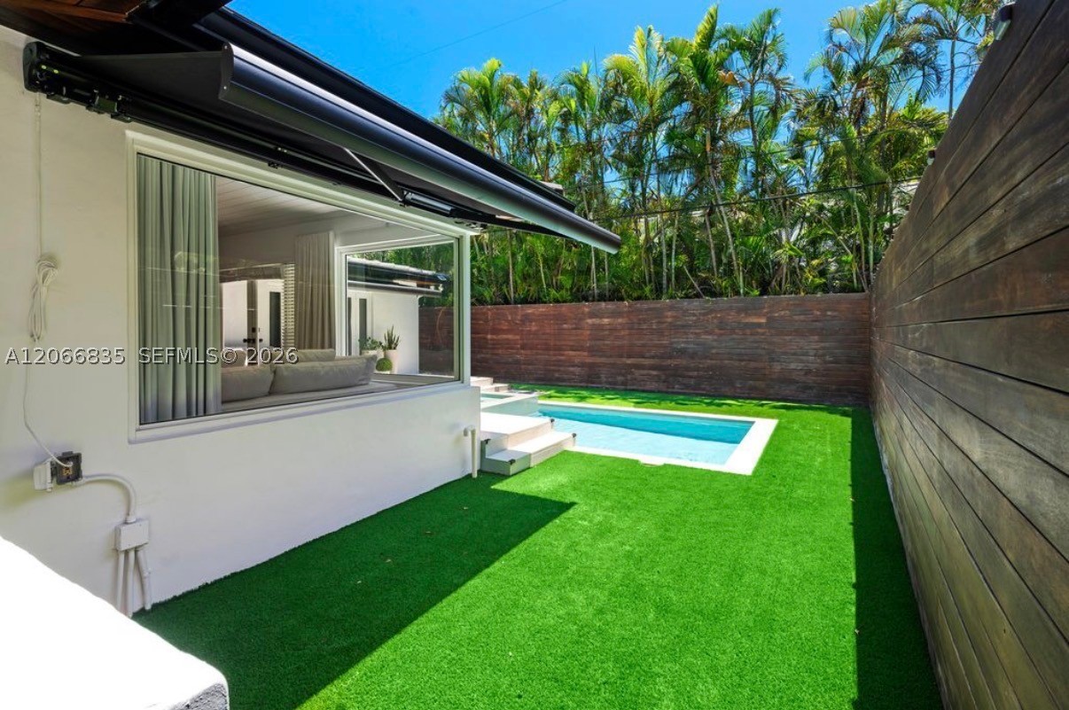 5711 Michelangelo St, Coral Gables FL 33146