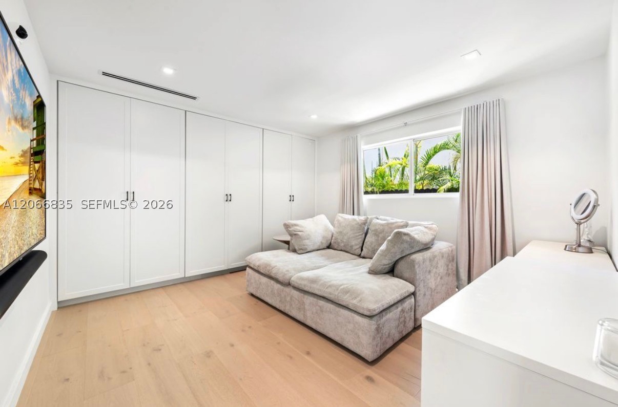 5711 Michelangelo St, Coral Gables FL 33146