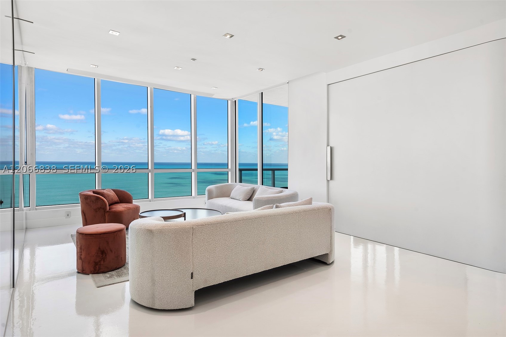 100 S Pointe Dr #2306, Miami Beach FL 33139