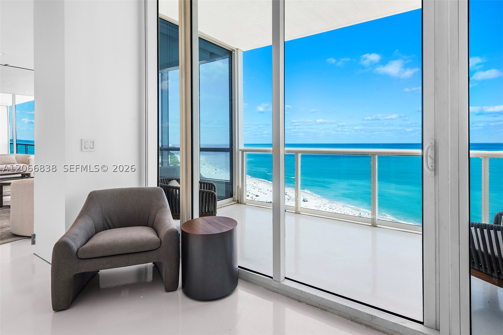 100 S Pointe Dr #2306, Miami Beach FL 33139