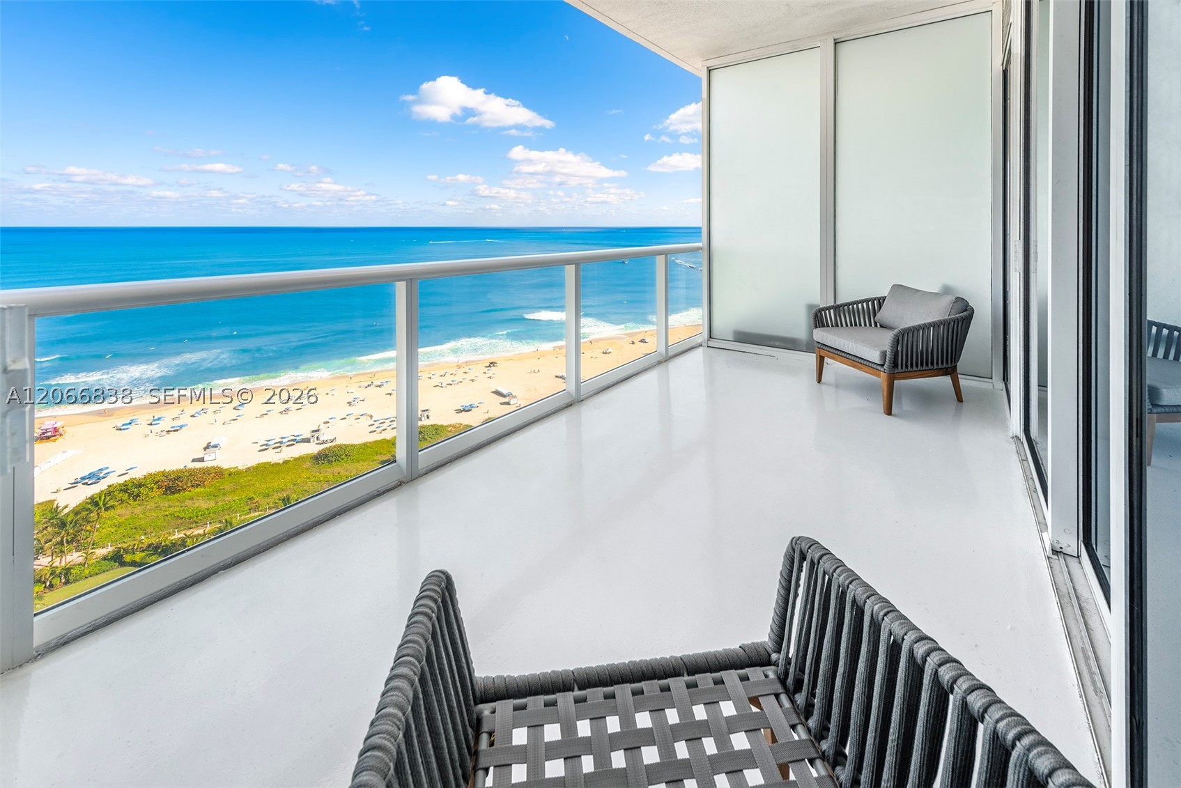 100 S Pointe Dr #2306, Miami Beach FL 33139
