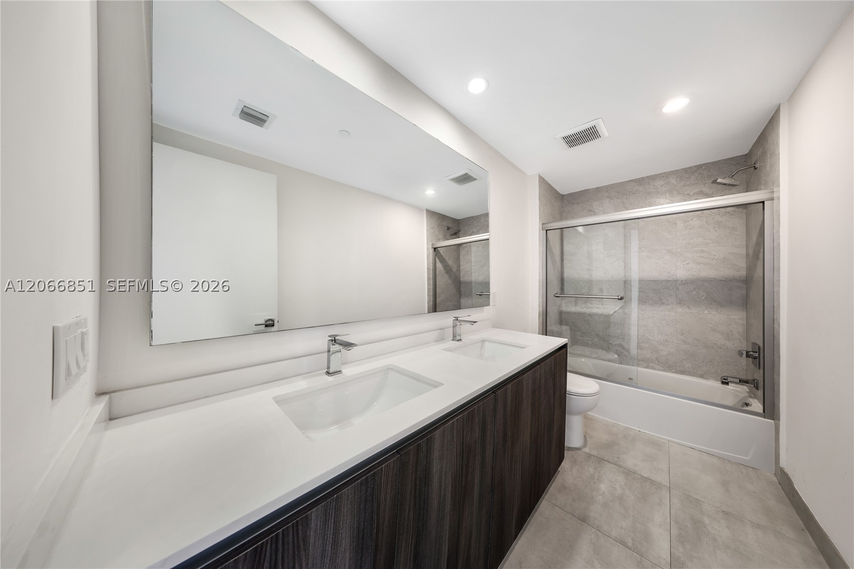 488 NE 18th St #2109, Miami FL 33132