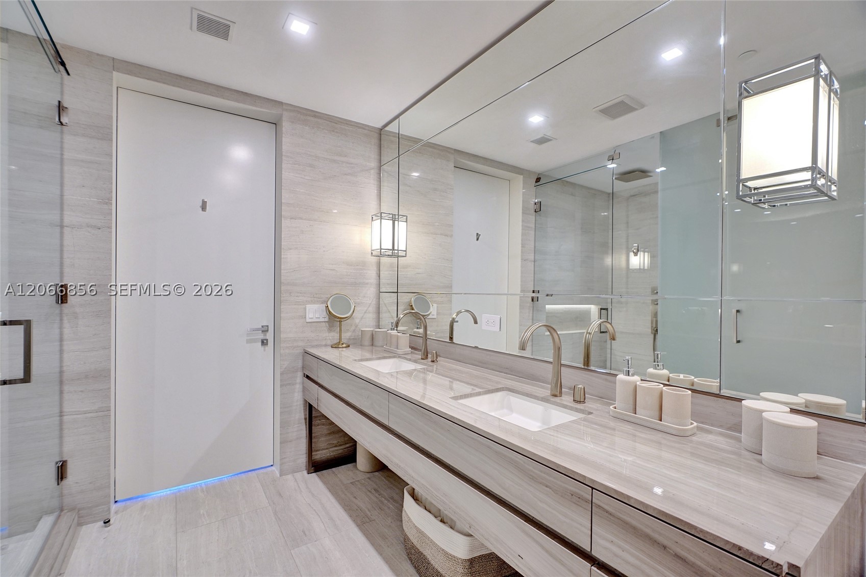 18975 Collins Ave #2303, Sunny Isles Beach FL 33160