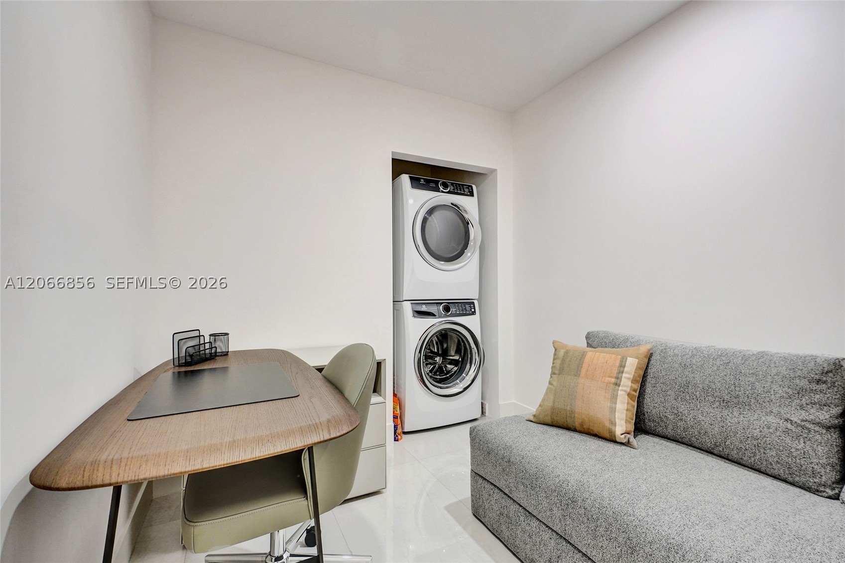 18975 Collins Ave #2303, Sunny Isles Beach FL 33160