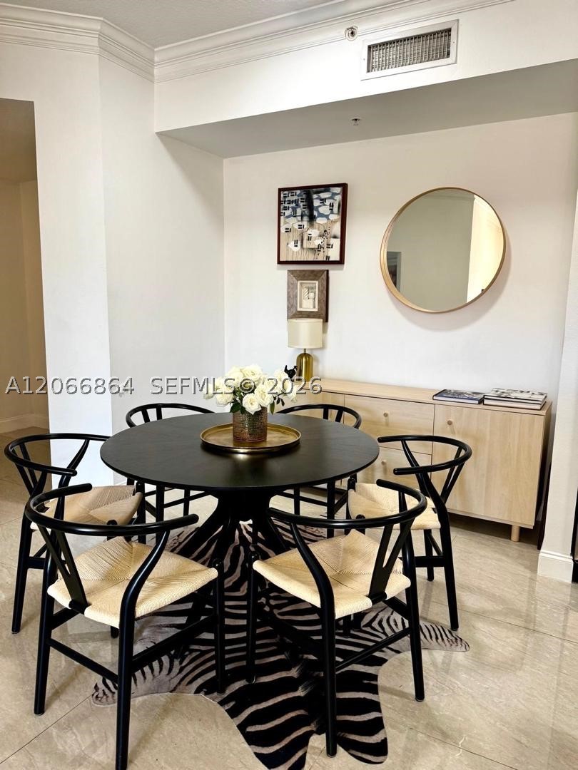 3001 NE 185th St #225, Aventura FL 33180