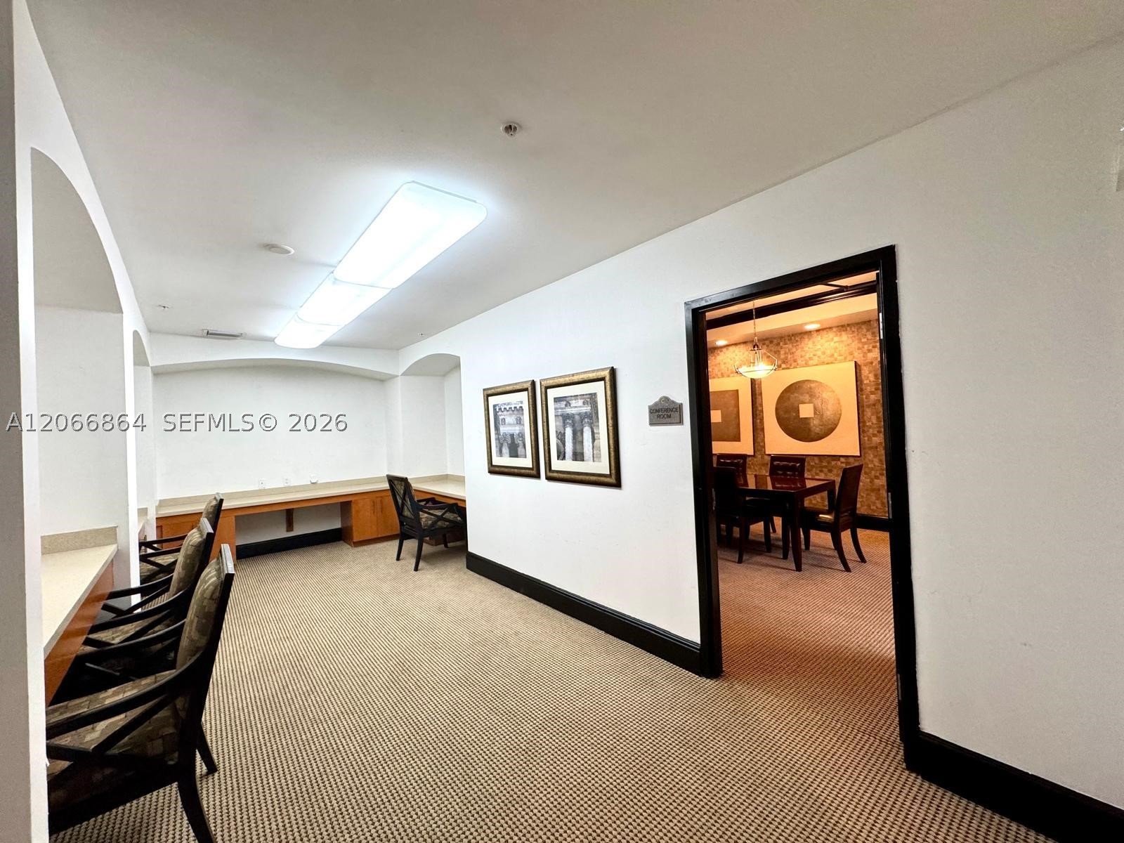 3001 NE 185th St #225, Aventura FL 33180