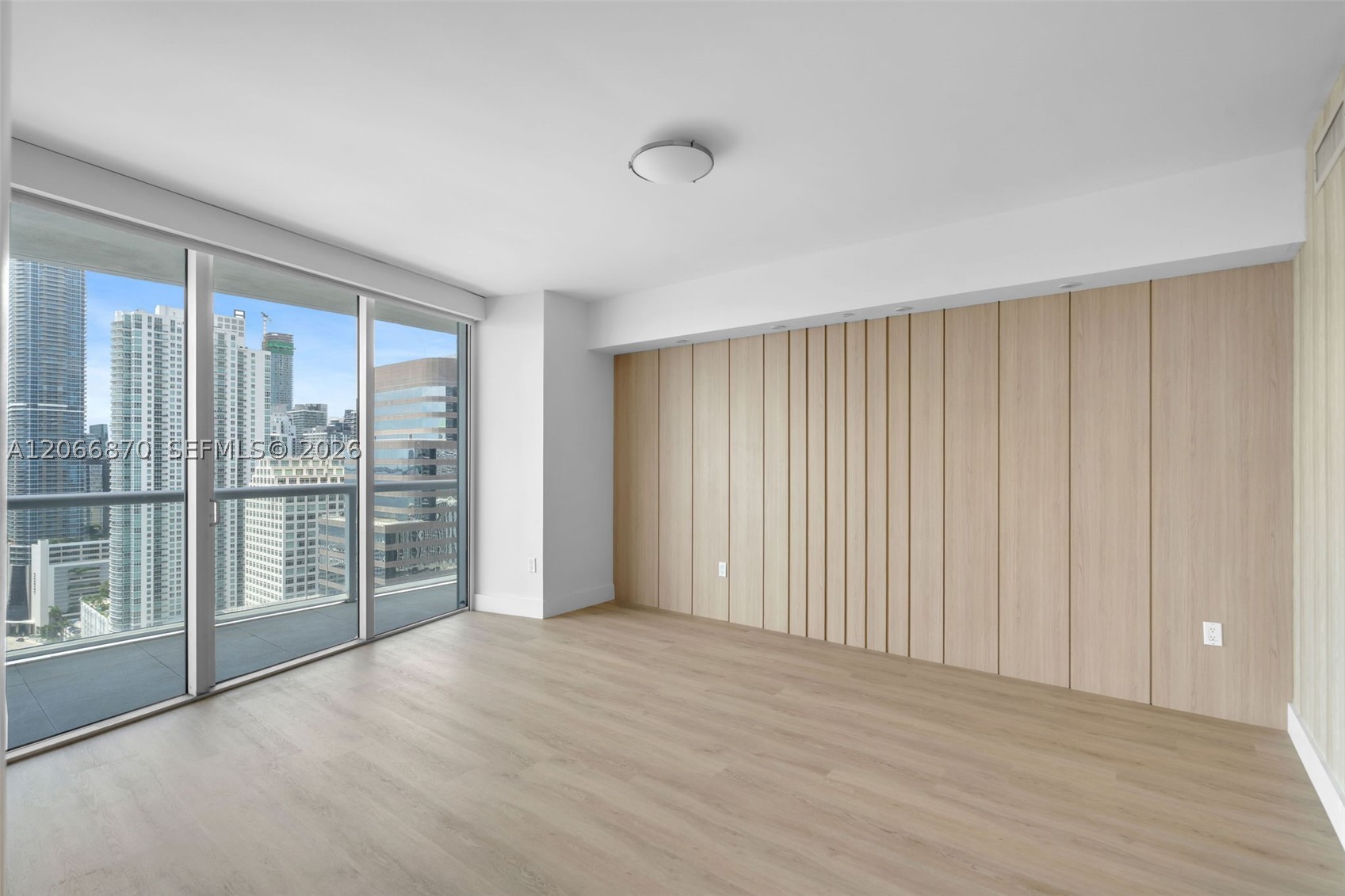 495 Brickell Ave #3601, Miami FL 33131