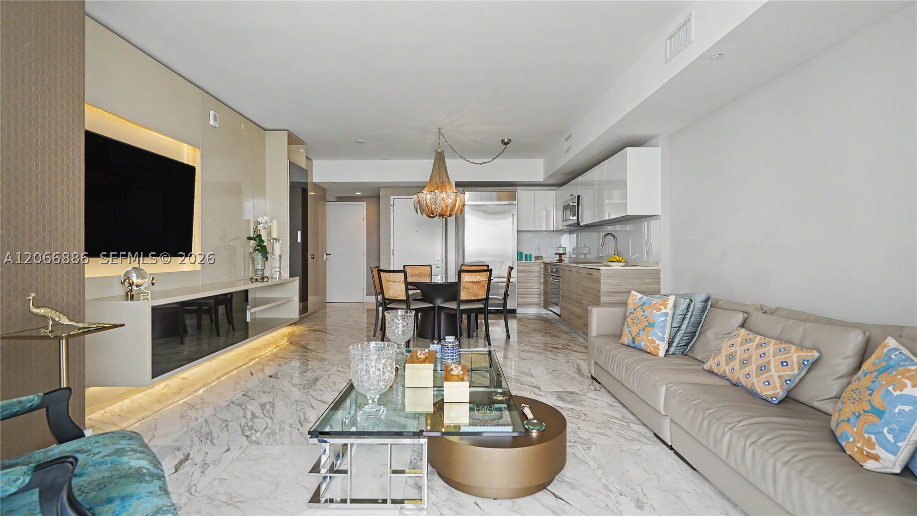 1300 Brickell Bay Dr #3102, Miami FL 33131