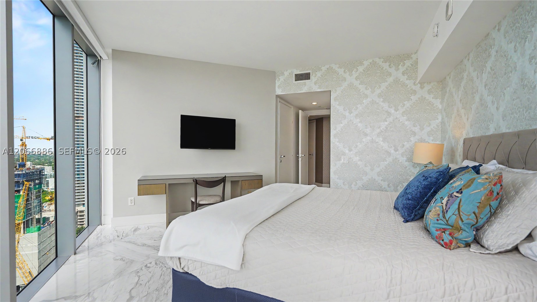 1300 Brickell Bay Dr #3102, Miami FL 33131