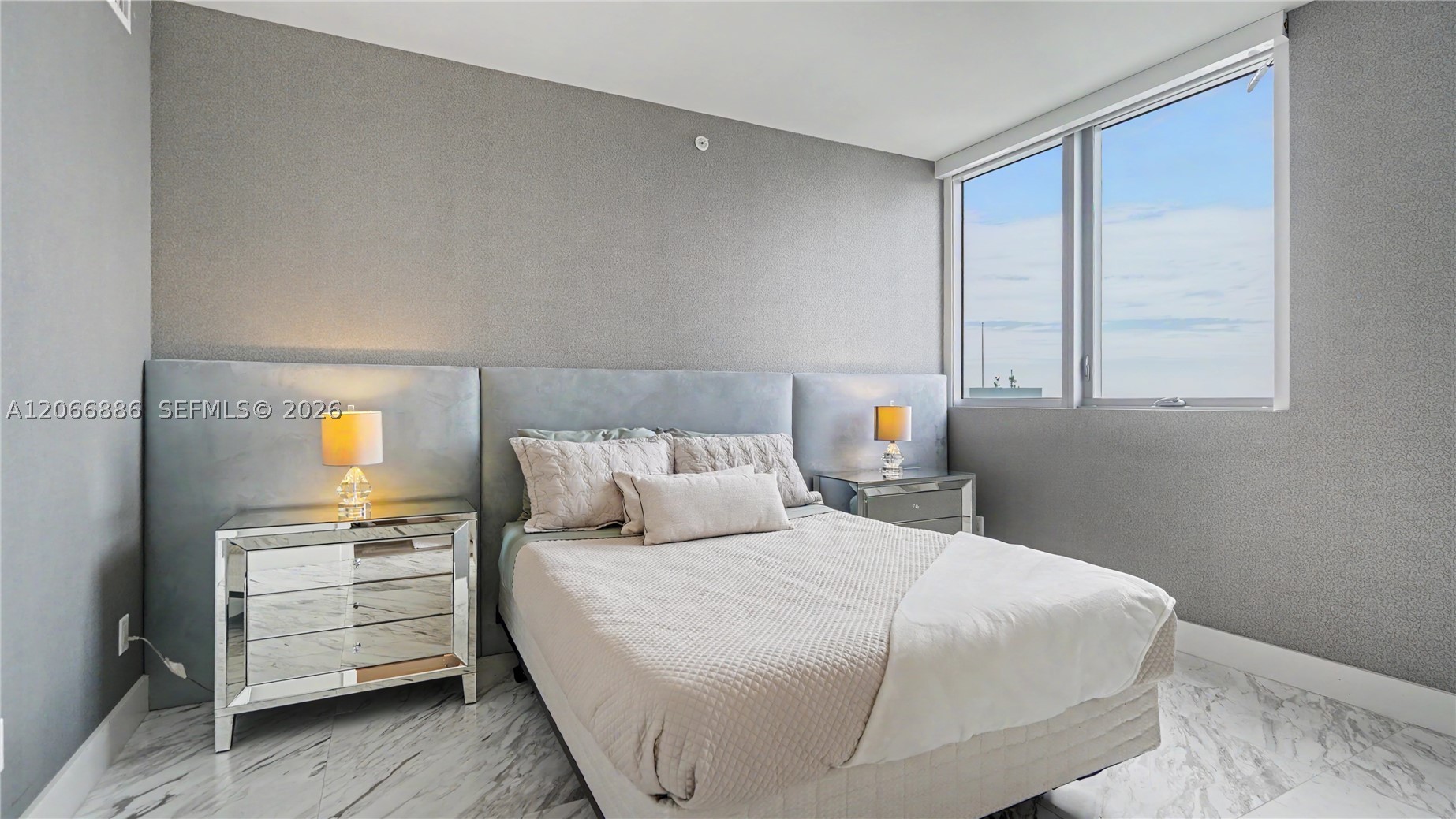 1300 Brickell Bay Dr #3102, Miami FL 33131