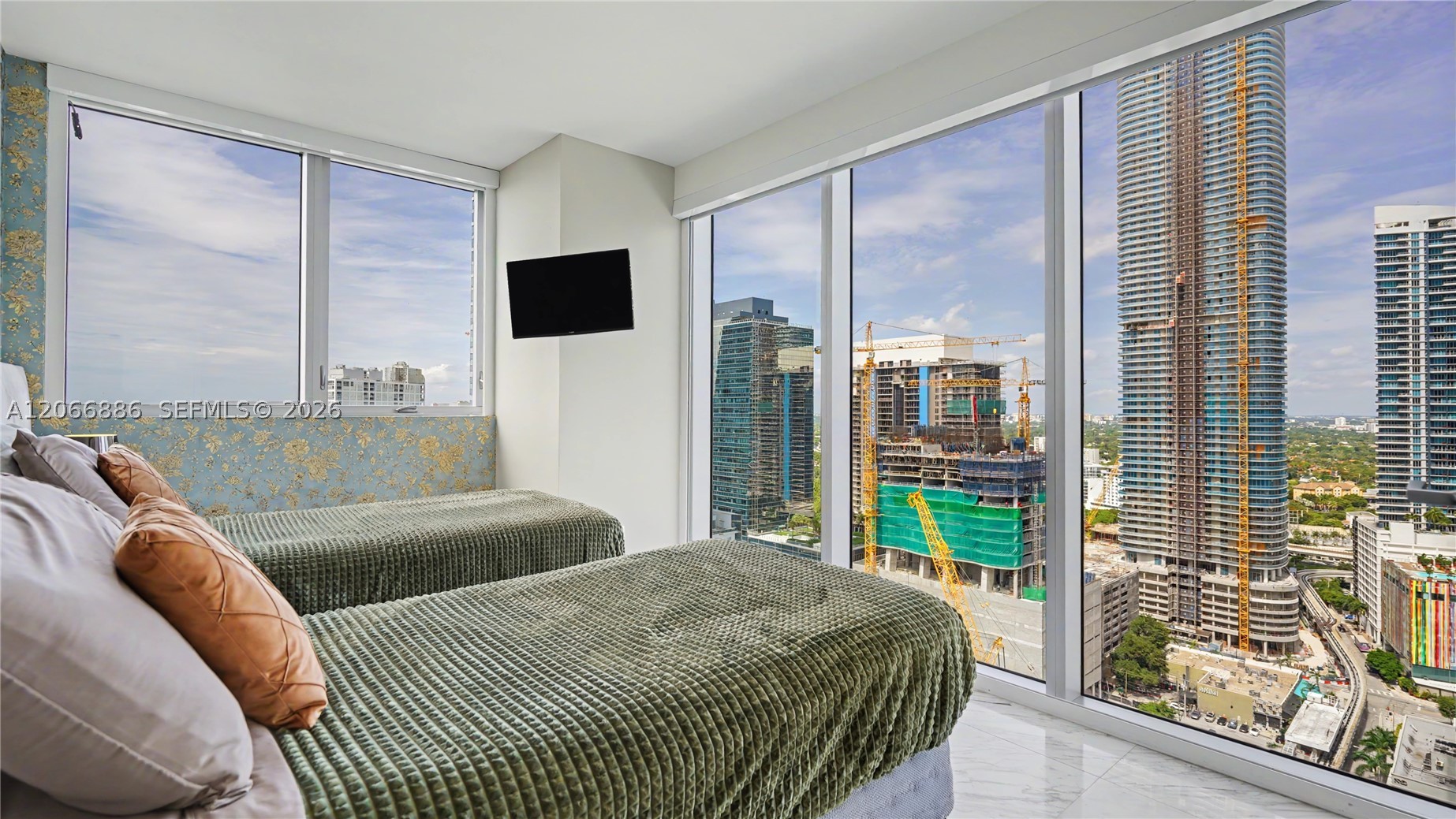 1300 Brickell Bay Dr #3102, Miami FL 33131