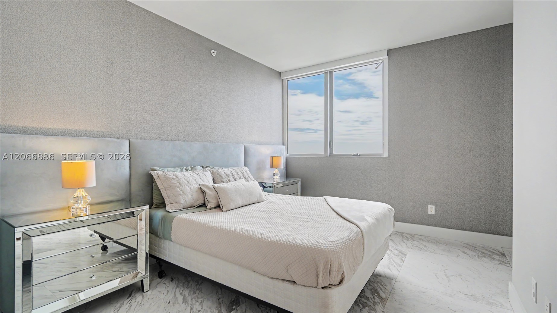 1300 Brickell Bay Dr #3102, Miami FL 33131