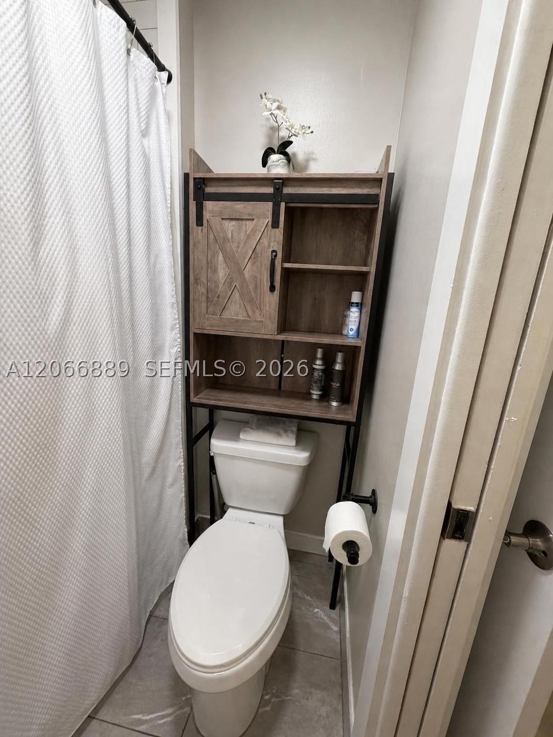 6960 SW 39th St #E102, Davie FL 33314