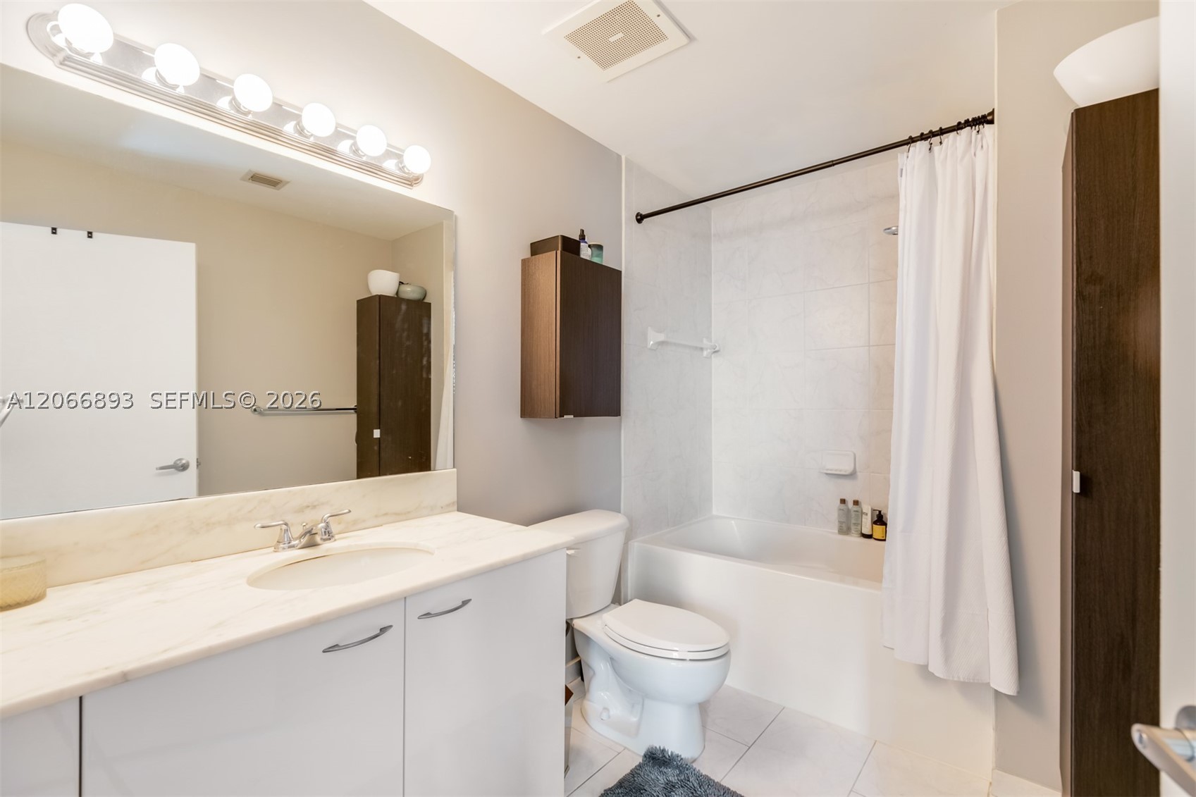 133 NE 2nd Ave #1908, Miami FL 33132