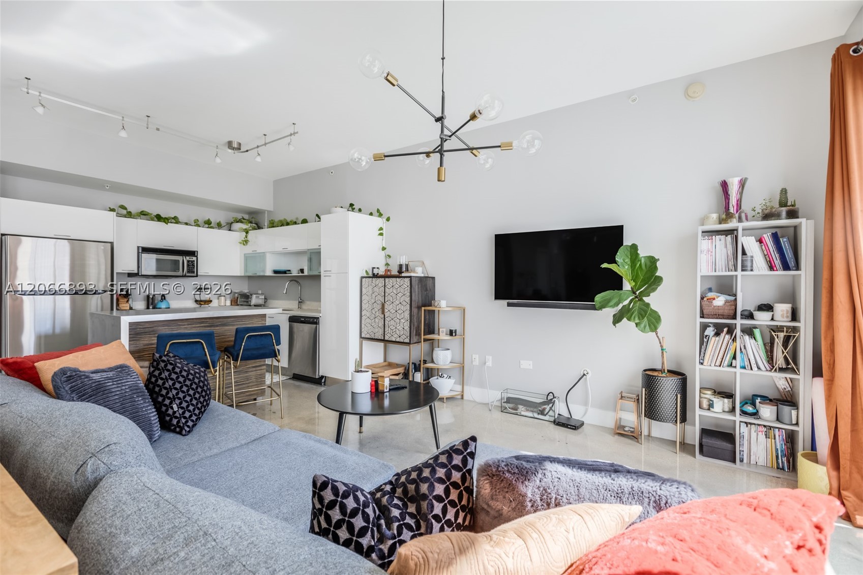 133 NE 2nd Ave #1908, Miami FL 33132