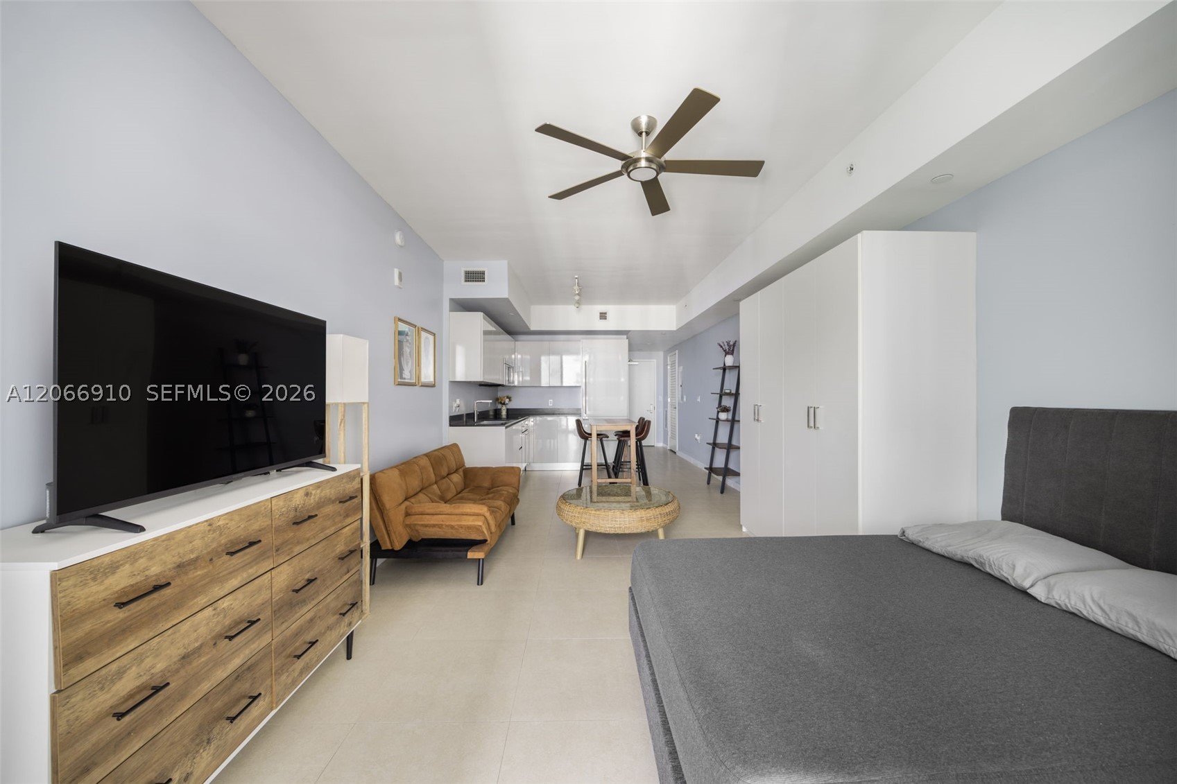 1010 Brickell Ave #3610, Miami FL 33131