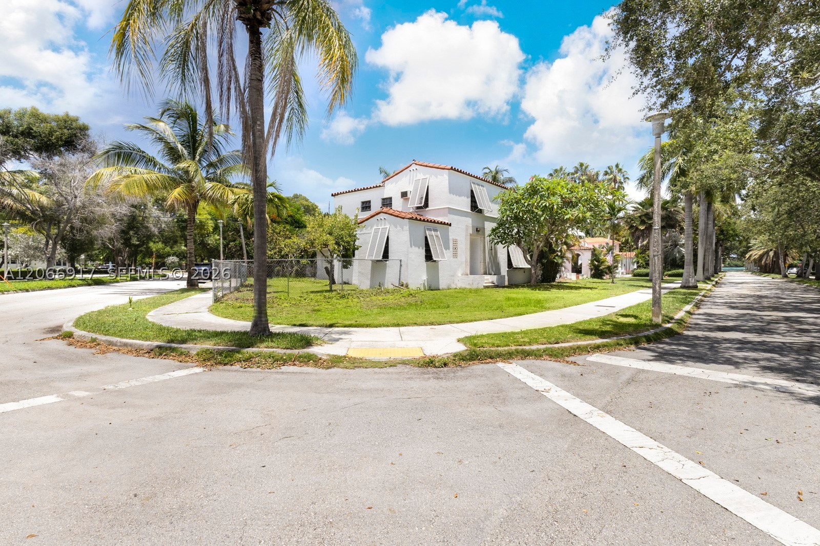 621 NE 57th St, Miami FL 33137