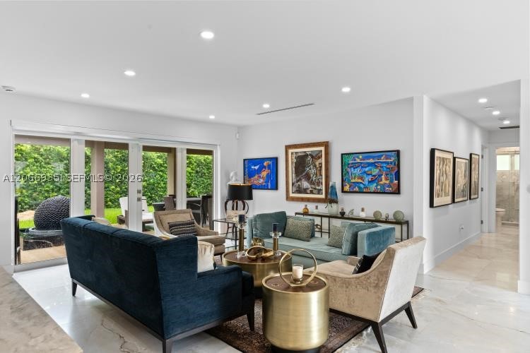 291 E Shore Dr E #0, Miami FL 33133