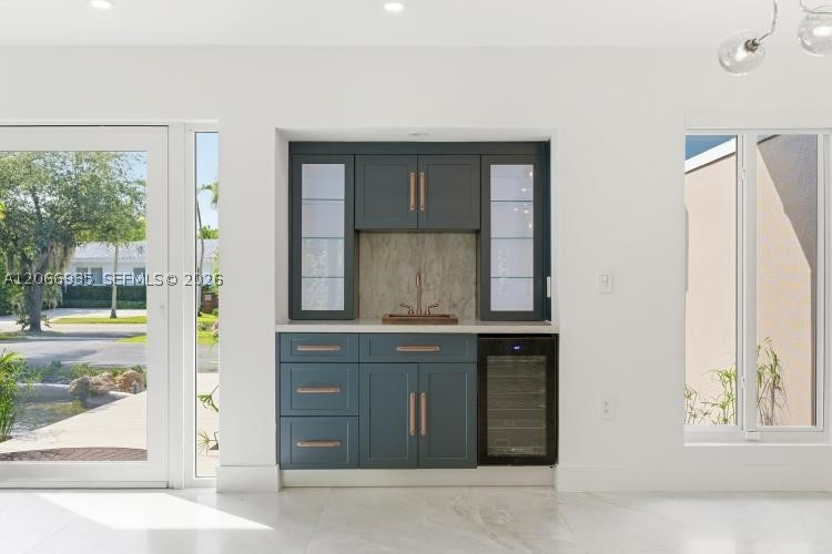 291 E Shore Dr E #0, Miami FL 33133