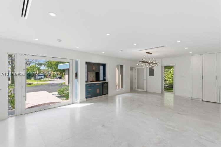 291 E Shore Dr E #0, Miami FL 33133