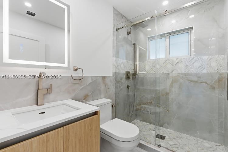 291 E Shore Dr E #0, Miami FL 33133