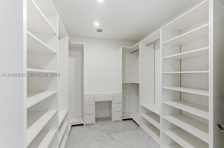 291 E Shore Dr E #0, Miami FL 33133