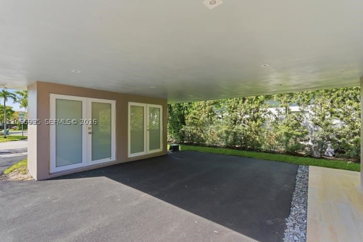 291 E Shore Dr E #0, Miami FL 33133