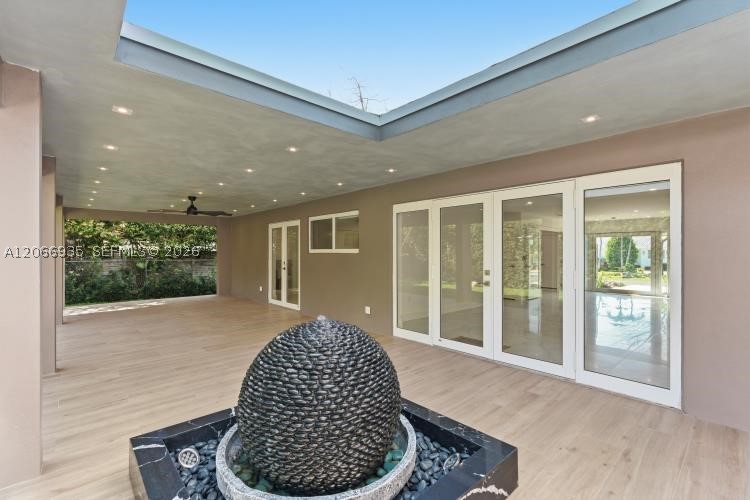 291 E Shore Dr E #0, Miami FL 33133