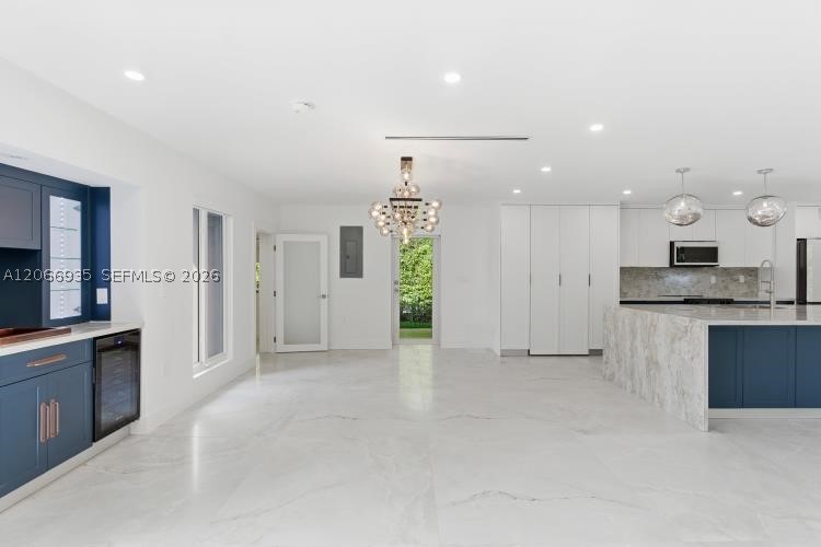 291 E Shore Dr E #0, Miami FL 33133