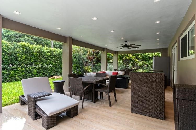 291 E Shore Dr E #0, Miami FL 33133