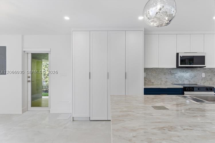 291 E Shore Dr E #0, Miami FL 33133