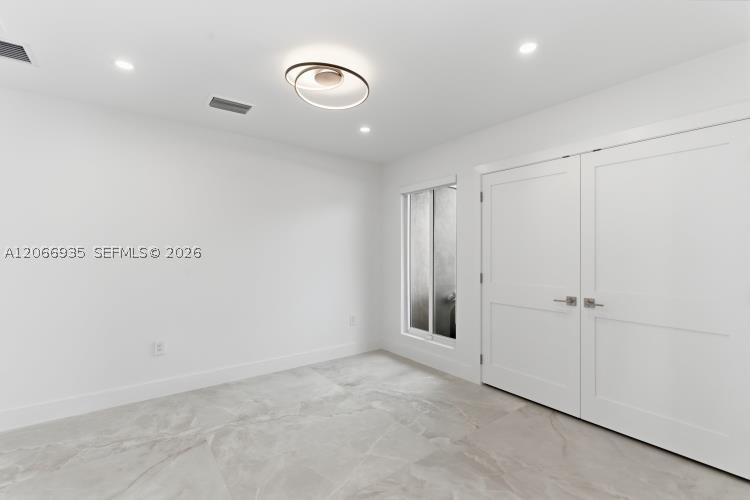 291 E Shore Dr E #0, Miami FL 33133