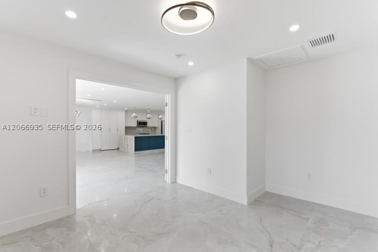 291 E Shore Dr E #0, Miami FL 33133
