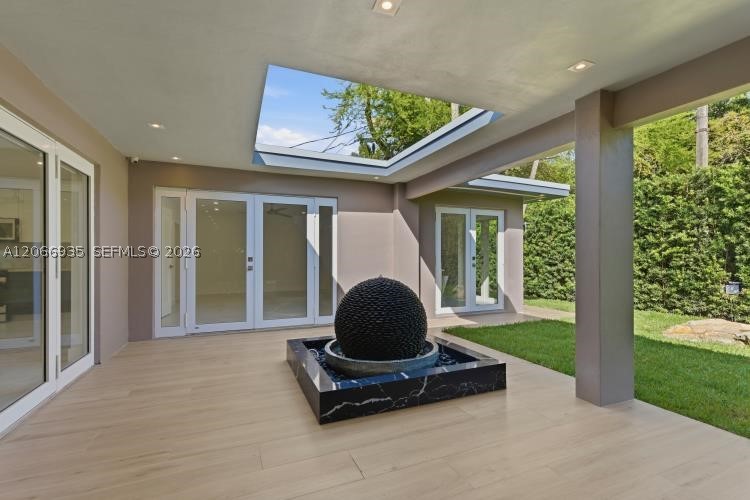 291 E Shore Dr E #0, Miami FL 33133